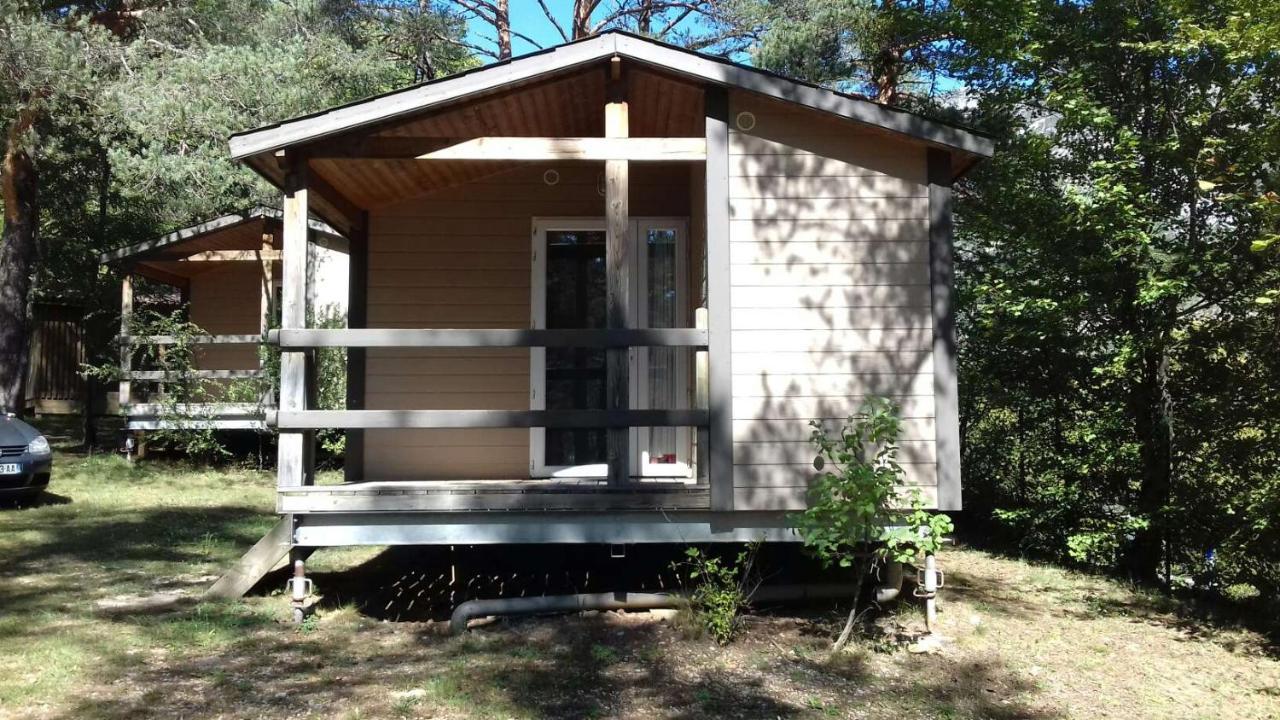 Camping Du Lac سانت جولين دو فيردون المظهر الخارجي الصورة